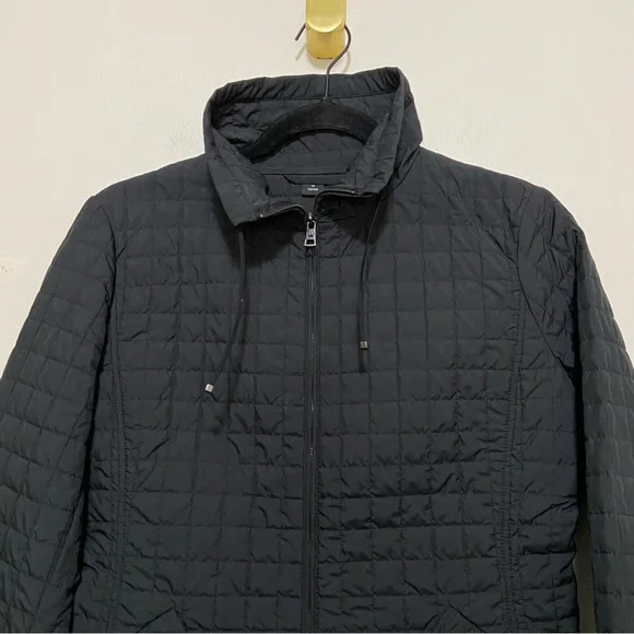 Weekend MaxMara Black Quilted Lightly Padded Zip Up Jacket - Picture 2 of 7
